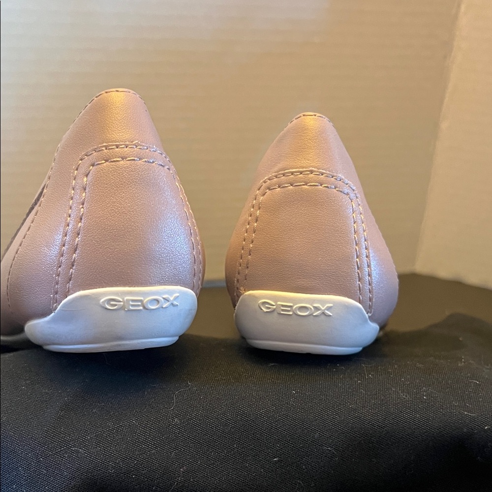 Sz 8 Geox D Charlene leather ballet flats in pink - Picture 5 of 12